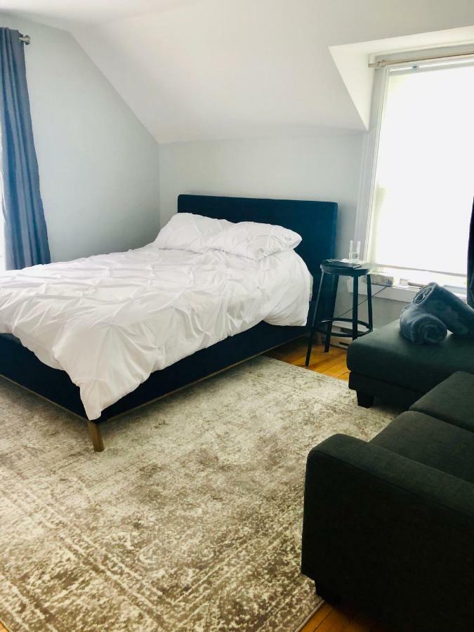 Le « Lake View » De La Suite North Hatley Eksteriør billede