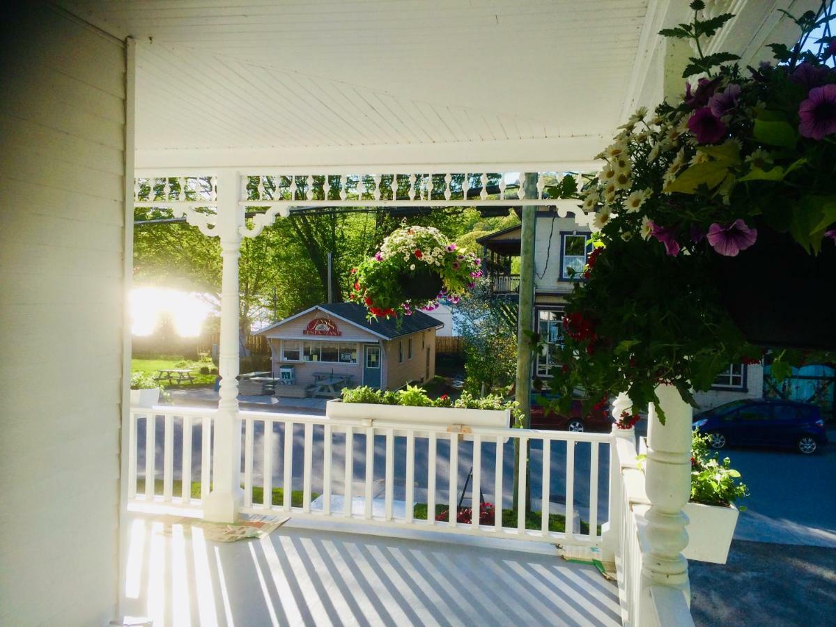 Le « Lake View » De La Suite North Hatley Eksteriør billede